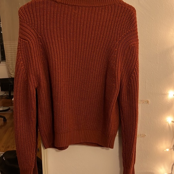 Aritzia Swerter - Picture 4 of 7